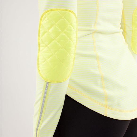 Lululemon RARE / Vintage Ice Queen Long Sleeve - Picture 3 of 10